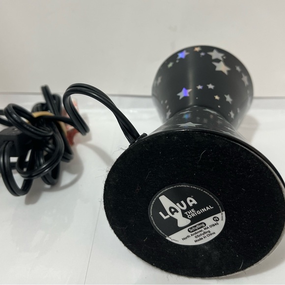 Star-Pattern LED Night Lamp - Black - Picture 2 of 9